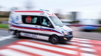 Polonya’da bisikletçiye çarpan doktor trafik kazasında hayatını kaybetti 4 Polonya da bisikletciye carpan doktor trafik kazasinda hayatini kaybetti 59177