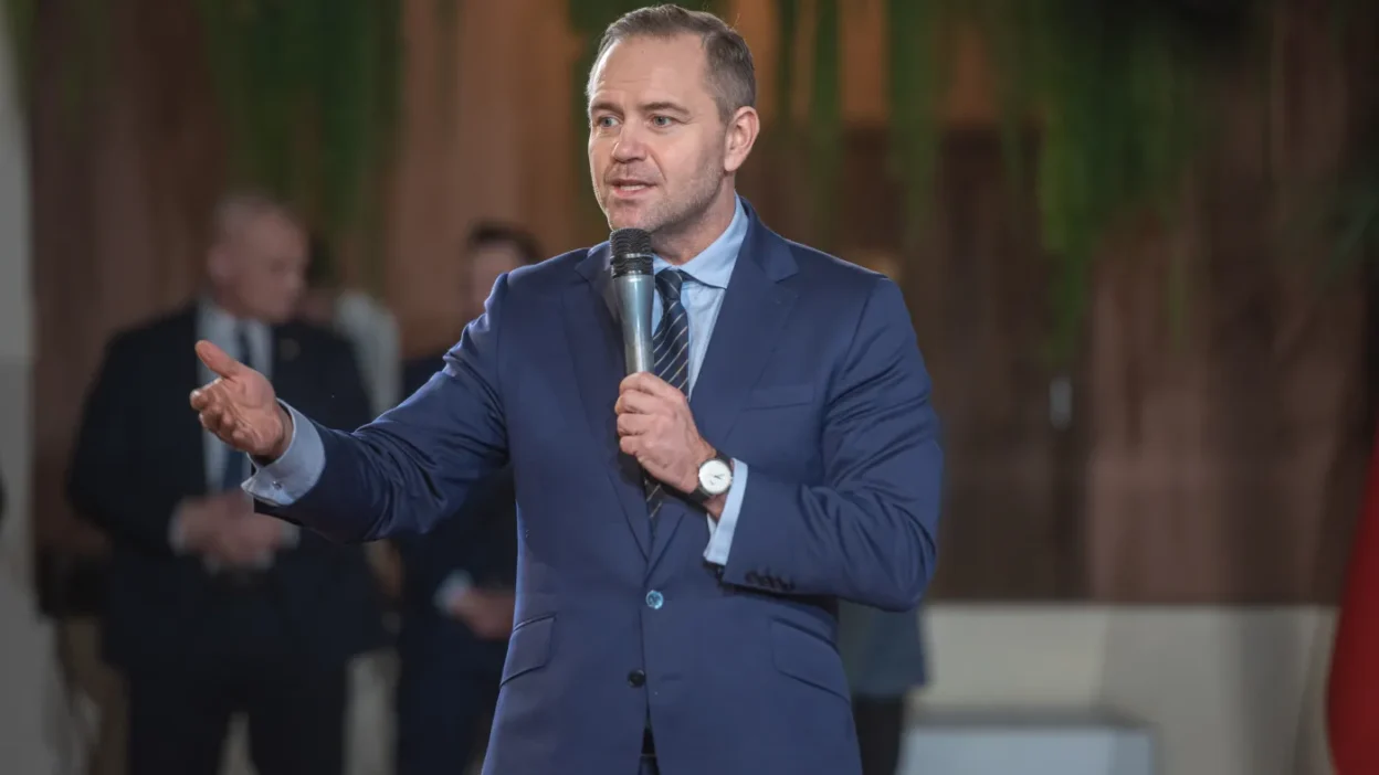 Polonya'da ceza muhakemesi usulü reformu cumhurbaşkanı vetosuna rağmen meclis'e taşındı 1 Polonya da ceza muhakemesi usulu reformu cumhurbaskani vetosuna ragmen meclis e tasindi 60269