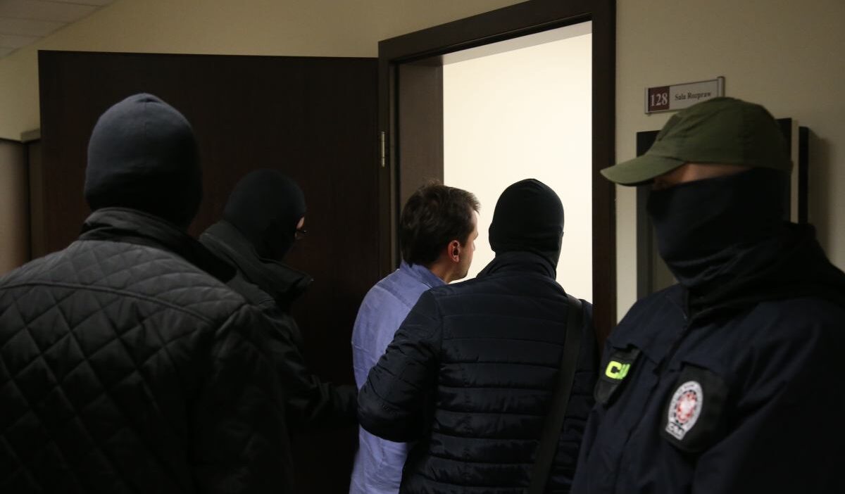 Polonya da cok milyonluk dolandiricilik sorusturmasi marcin d ve i ki supheli gozaltinda 61842