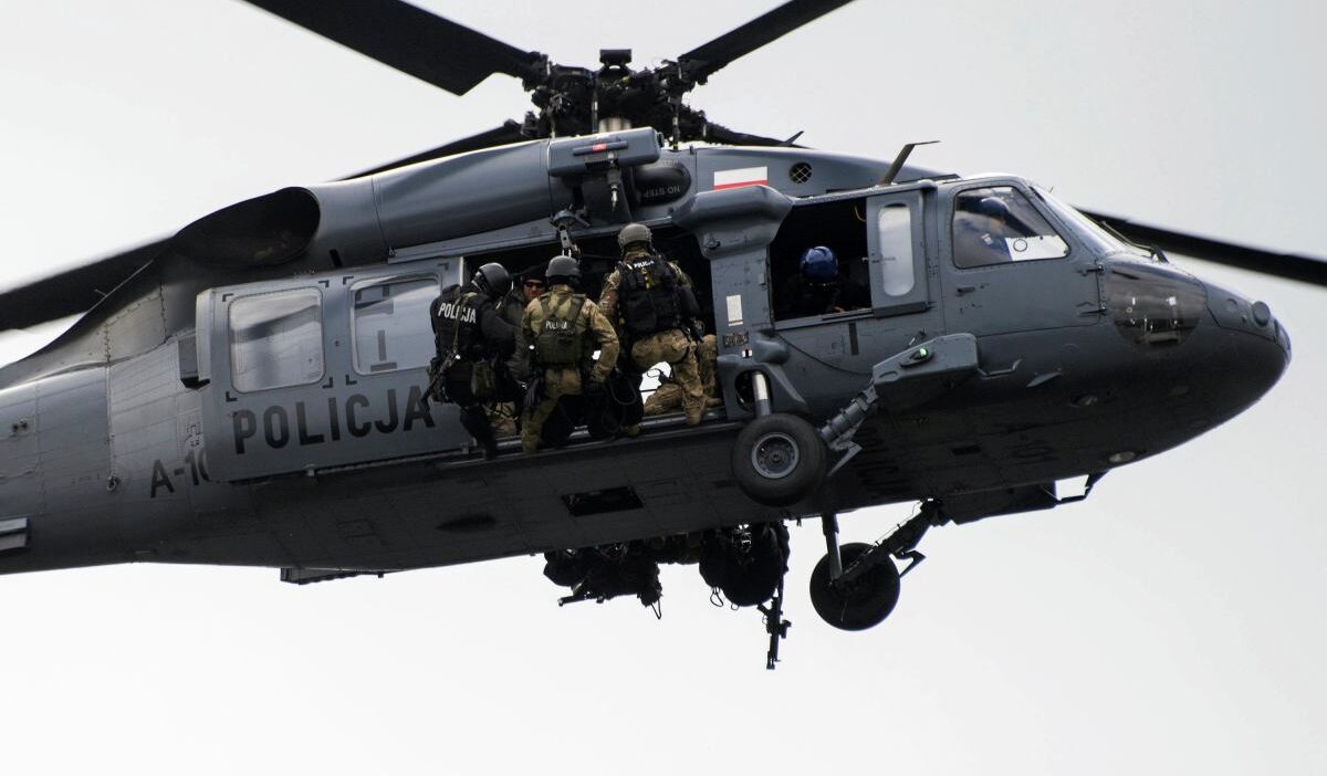 Polonya'da ekonomik suç operasyonu: çok sayıda gözaltı 1 Polonya da ekonomik suc operasyonu cok sayida gozalti 59429