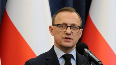 Polonya da gizli tutulan i stihbarat raporu ekleri yayinlanacak 65646