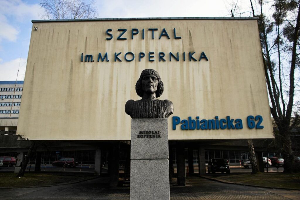 polonya da gorev basinda sarhos yakalanan i ki hemsireye sorusturma 59382