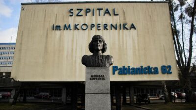 Polonya da gorev basinda sarhos yakalanan i ki hemsireye sorusturma 59382