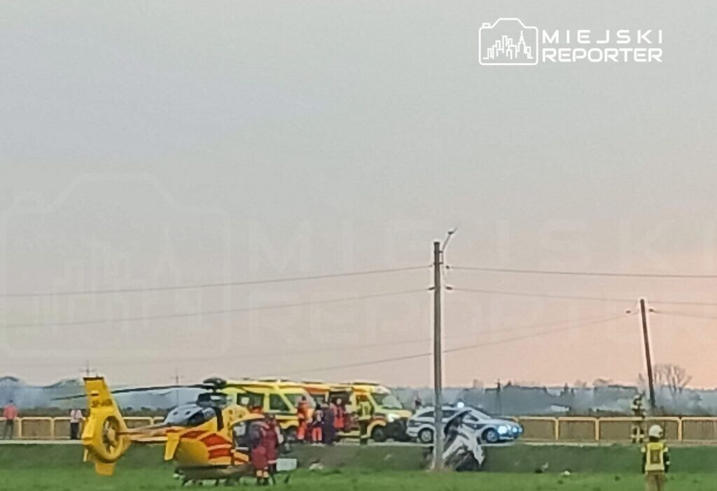 Polonya da i ki aracli kaza yaralilar hastaneye kaldirildi 62387