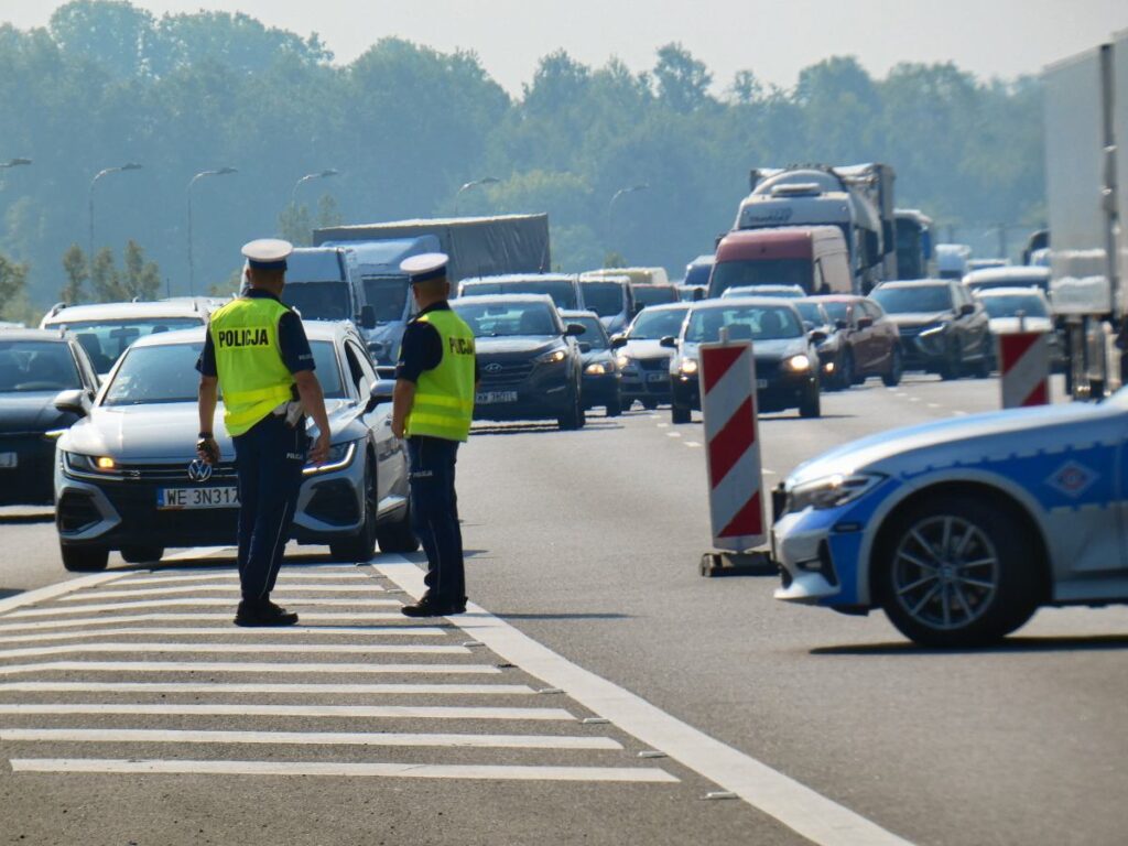 polonya da i ki minibusun carpismasi bir olu bir yarali 58174