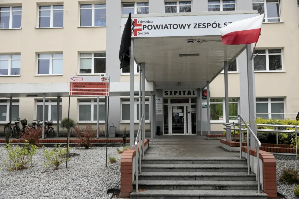 polonya da i lce hastaneleri finansal kriz alarmi veriyor 64087