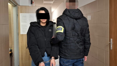 Polonya'da kimlik sahtekarlığıyla banka dolandırıcılığı yapan ukraynalı şüpheliler tutuklandı 4 Polonya da kimlik sahtekarligiyla banka dolandiriciligi yapan ukraynali supheliler tutuklandi 62353