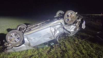 Polonya da kontrolden cikan arac agaca carpti 1 yarali 60975