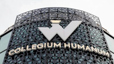 Polonya da rusvet ve sahte diploma skandali yuzlerce suclama ve gozaltilar 57591