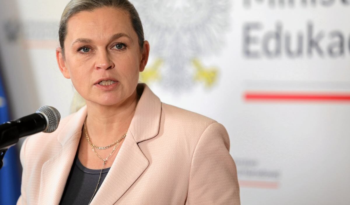 Polonya'da sağlık eğitimi zorunlu hale geliyor, cinsel sağlık i̇çeriği tartışma yarattı 1 Polonya da saglik egitimi zorunlu hale geliyor cinsel saglik i cerigi tartisma yaratti 59917