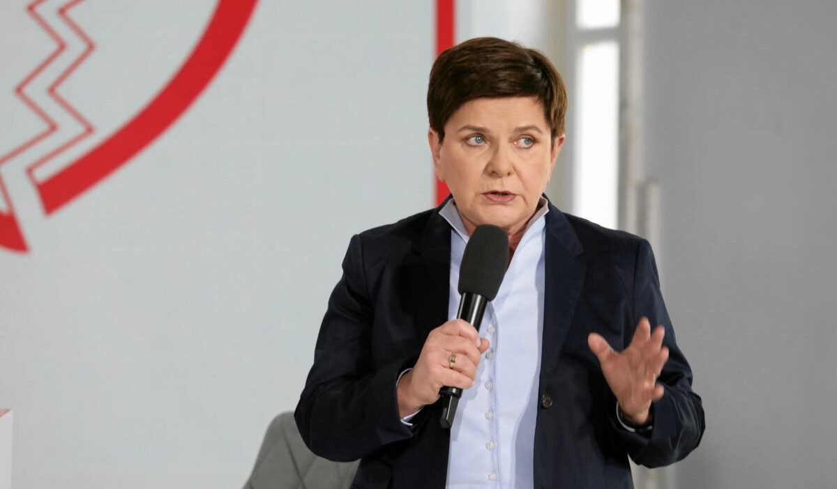 Polonya'da seçim stratejileri ve olası koalisyonlar görüşüldü 1 Polonya da secim stratejileri ve olasi koalisyonlar gorusuldu 62210