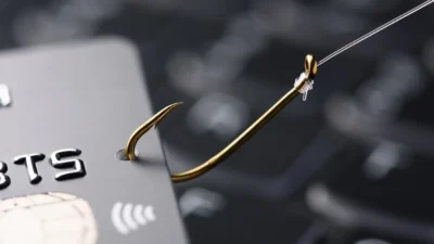 Polonya da siber dolandiricilikta rekor artis 2025 raporu alarm veriyor 60158