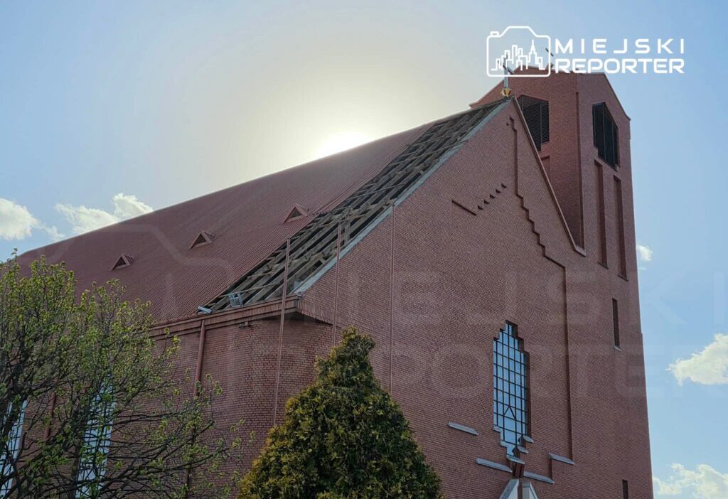 Polonya da siddetli ruzgar etkili oldu mazovya bolgesi nde yuzlerce mudahale 66570