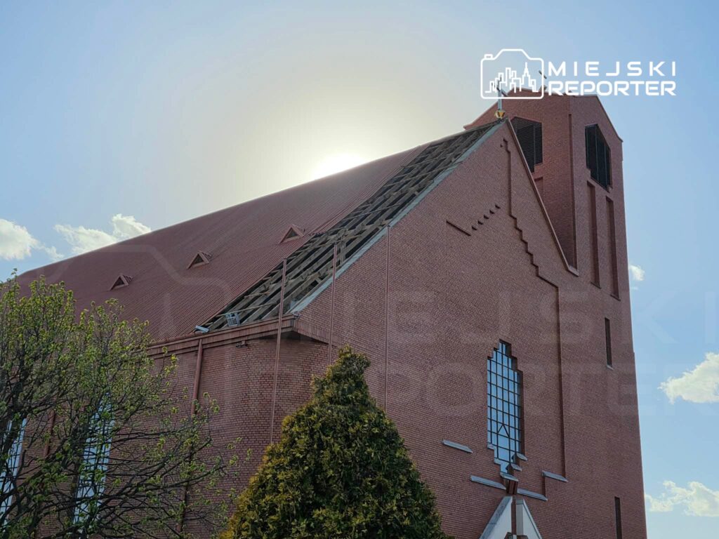 polonya da siddetli ruzgar etkili oldu mazovya bolgesi nde yuzlerce mudahale 66570