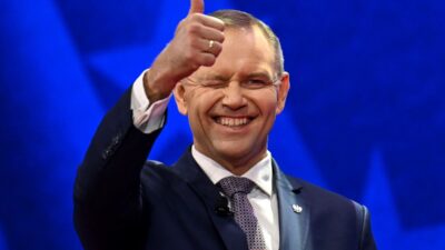 Polonya da siyasi kurumlarin degerlendirilmesi cbos mart anketi sonuclari 58345