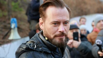 Polonya da surucu halinde telefon kullanimi i ncelemede 63442