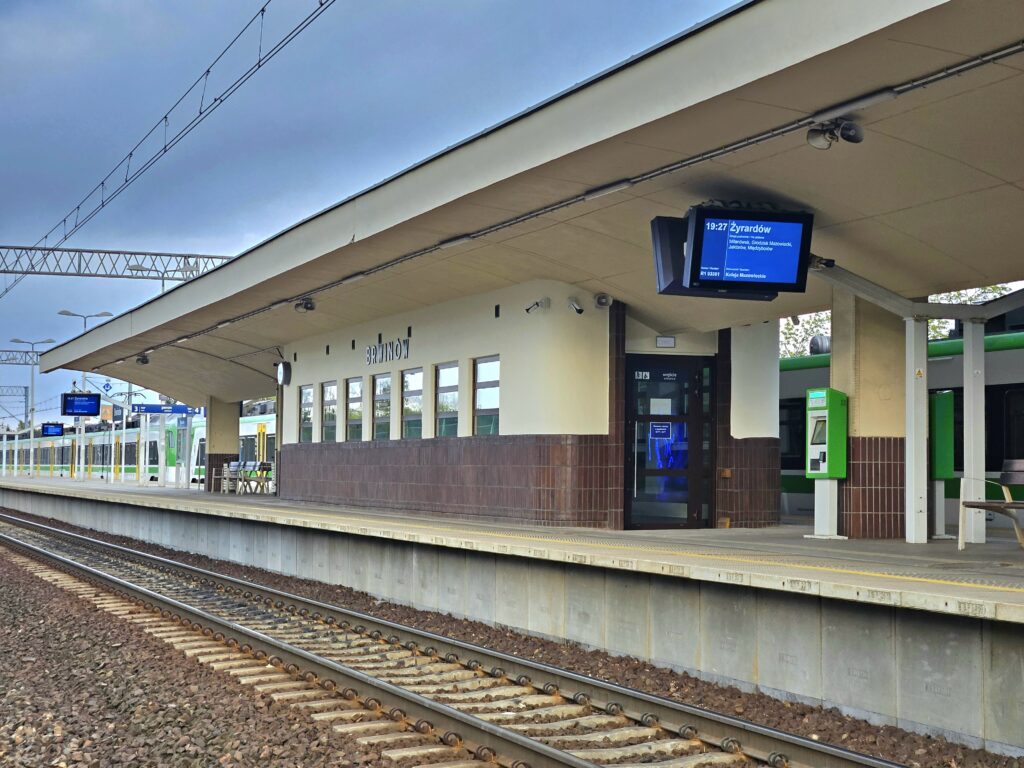 polonya da tarihi tren i stasyonu modernize edildi yolcular konforlu bir ortama kavustu 67502