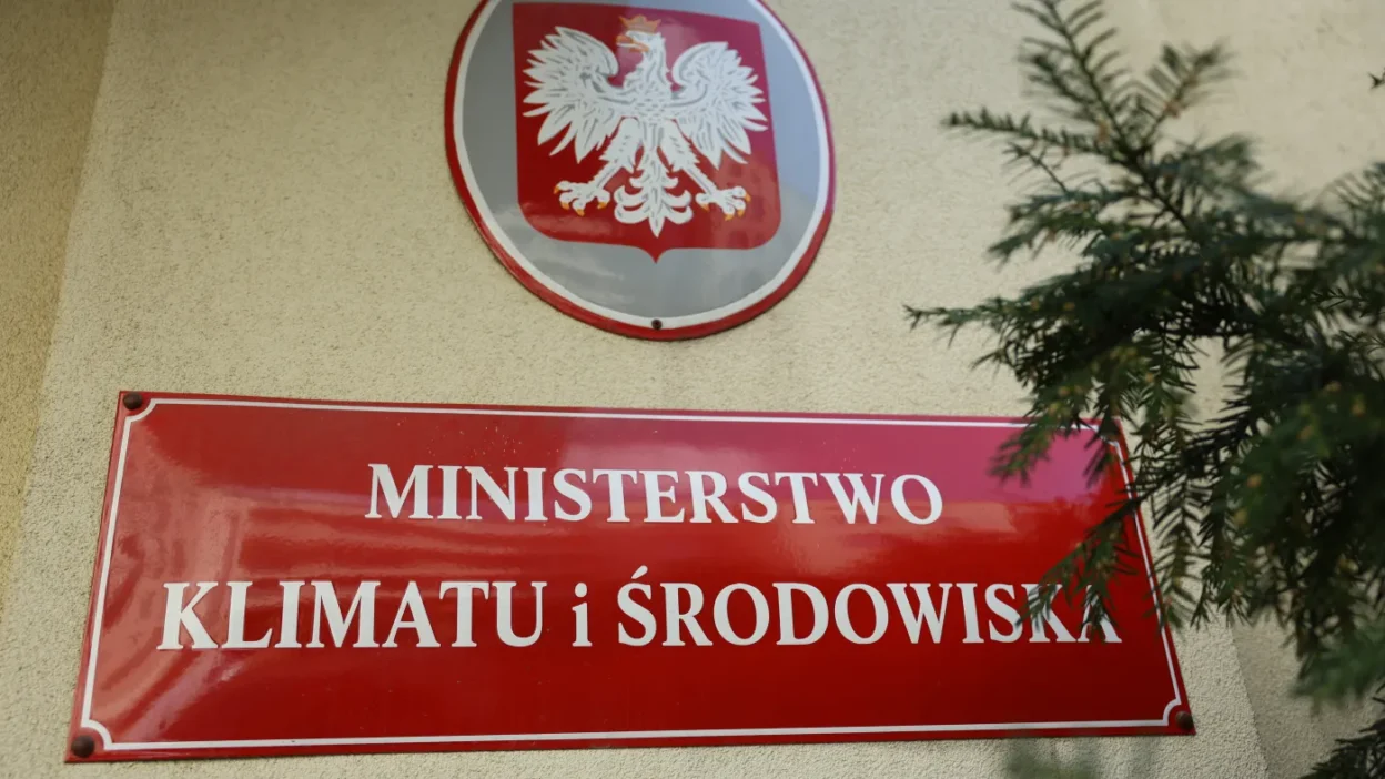 Polonya da temiz hava programi sorusturmasi cba bakanlik ve fonlarda arama yapti 64063