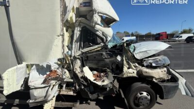 Polonya da tir ile van arasi carpisma trafik aksadi 66698