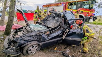 Polonya da trafik kazasinda 28 yasindaki surucu hayatini kaybetti 63760