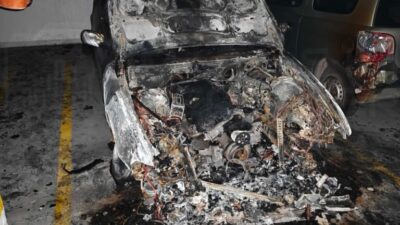 Polonya'da yer altı otoparkında bmw yangını 4 Polonya da yer alti otoparkinda bmw yangini 60437