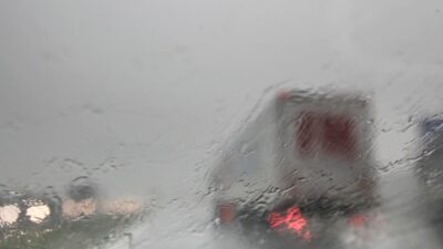 Polonya da yogun yagislara karsi alarm bati bolgelerinde acil durum hazirligi 63481