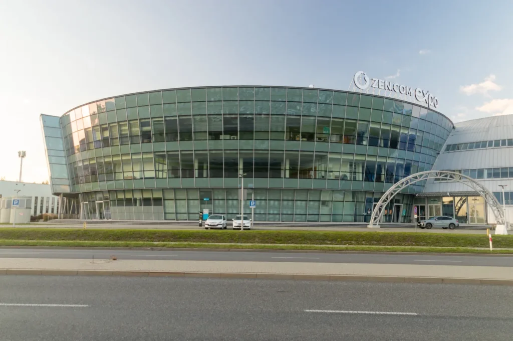 polonya da zen com a yasal sorusturma eski cumhurbaskani duda nin i lgisi dikkat cekiyor 66941