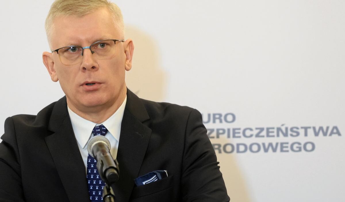 Polonya güvenlik bürosu başkanı cenckiewicz, başbakan'a açılan davalarda tazminat talebinde bulundu 1 Polonya guvenlik burosu baskani cenckiewicz basbakan a acilan davalarda tazminat talebinde bulundu 62682