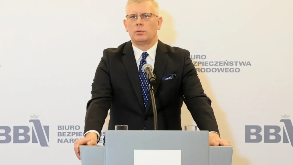 polonya guvenlik burosu nda i stifa ve tusk hukumetine yonelik suclamalar 65605