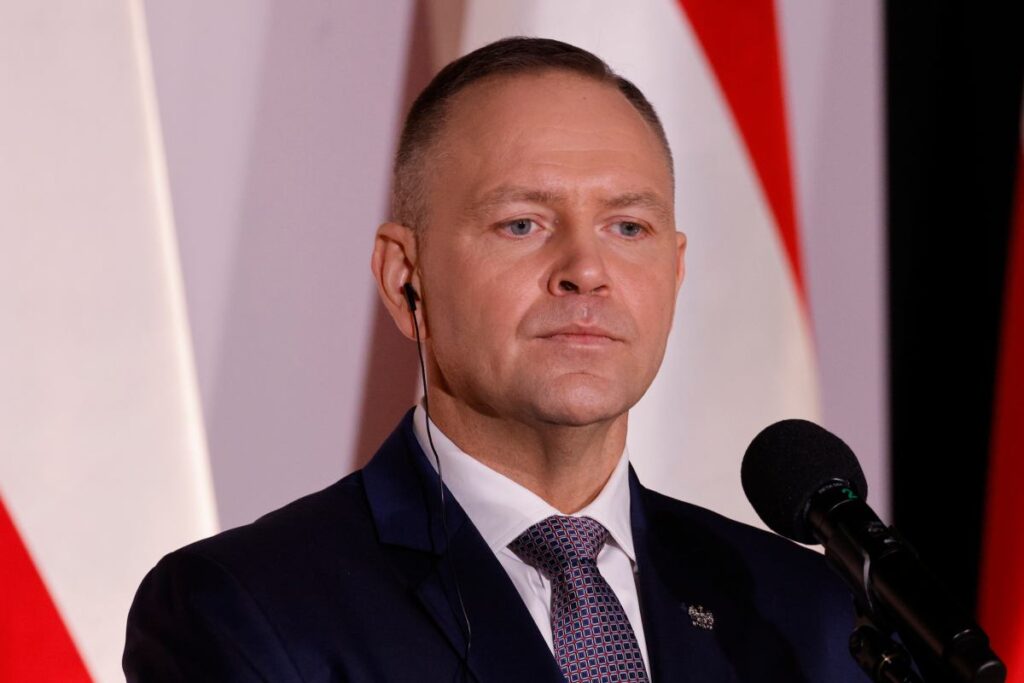 polonya katyn katliami nin acisini 87 yildonumunde aniyor 61612