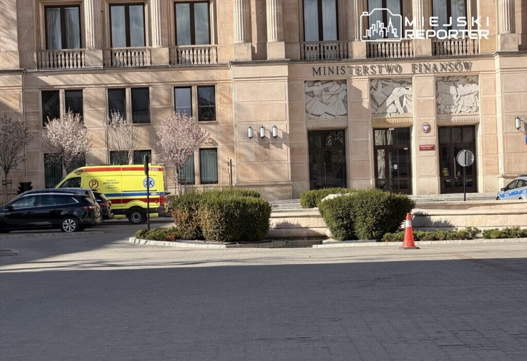 Polonya maliye bakanligi nda gorevli guvenlik gorevlisi i ntihar etti 59358