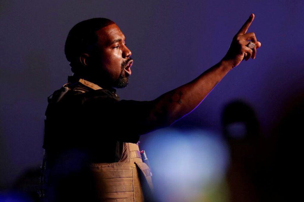 polonya nazi i deolojisini savunan kanye west konserine i zin vermedi 63856