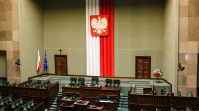 Polonya parlamentosu calismalara yeniden basladi gundemde yeni duzenlemeler ve zondacrypto sorusturmasi 67367