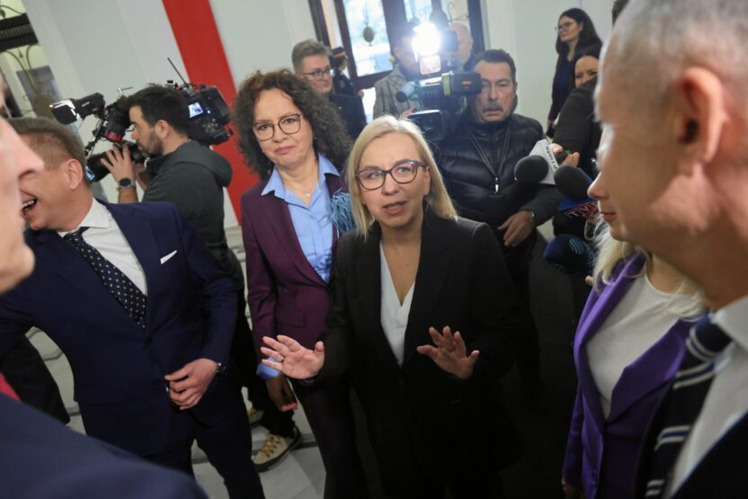 Polonya parlamentosu'nda esrar yasalası tartışması: yeni parti girişimi tepkilere neden oldu 8 Polonya parlamentosu nda esrar yasalasi tartismasi yeni parti girisimi tepkilere neden oldu 58881