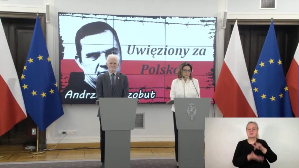 polonya senatosu belaruslu gazeteci poczobut un serbest birakilmasi cagrisi yapti 65160