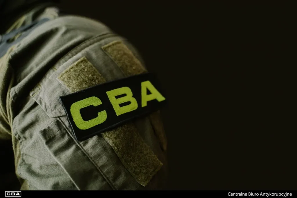 polonya senatosu nda kritik degisiklikler yolsuzlukla mucadele kurumu kapatiliyor secim yasasi degisiyor 59529