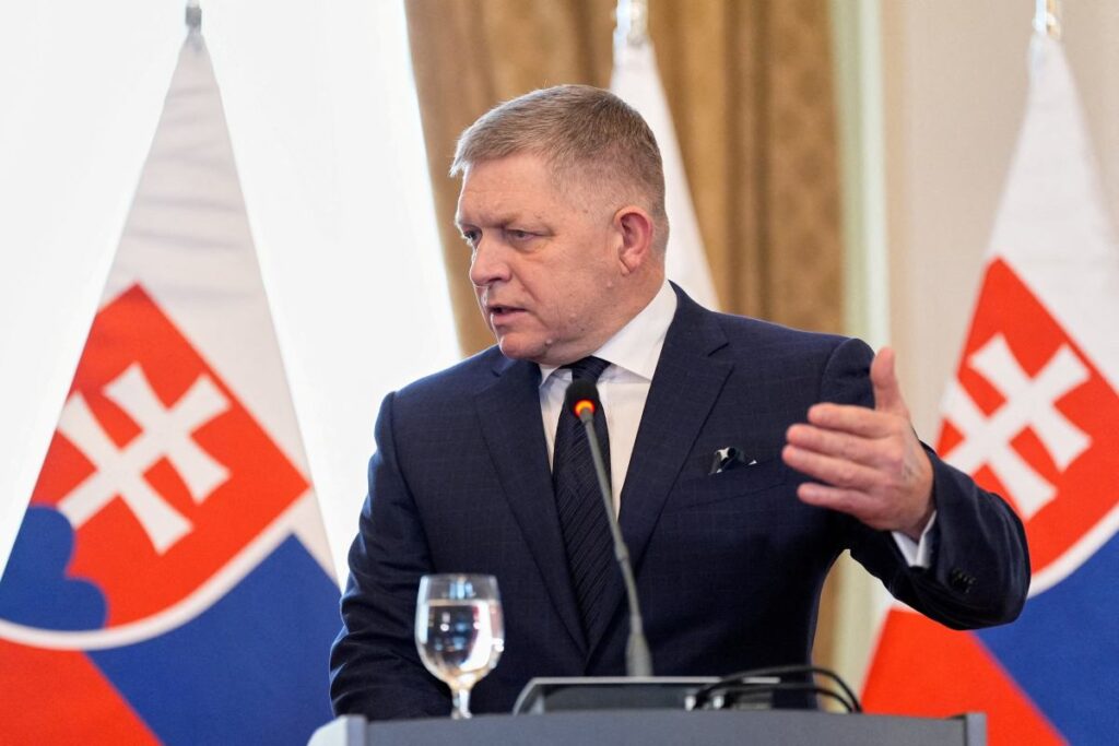 polonya slovak basbakan fico nun moskova ucusuna i zin vermeyebilir 66879