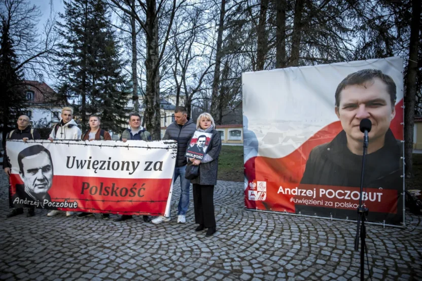 Polonya ve belarus arasinda mahkum takasi gerceklesti andrzej poczobut serbest birakildi 67115