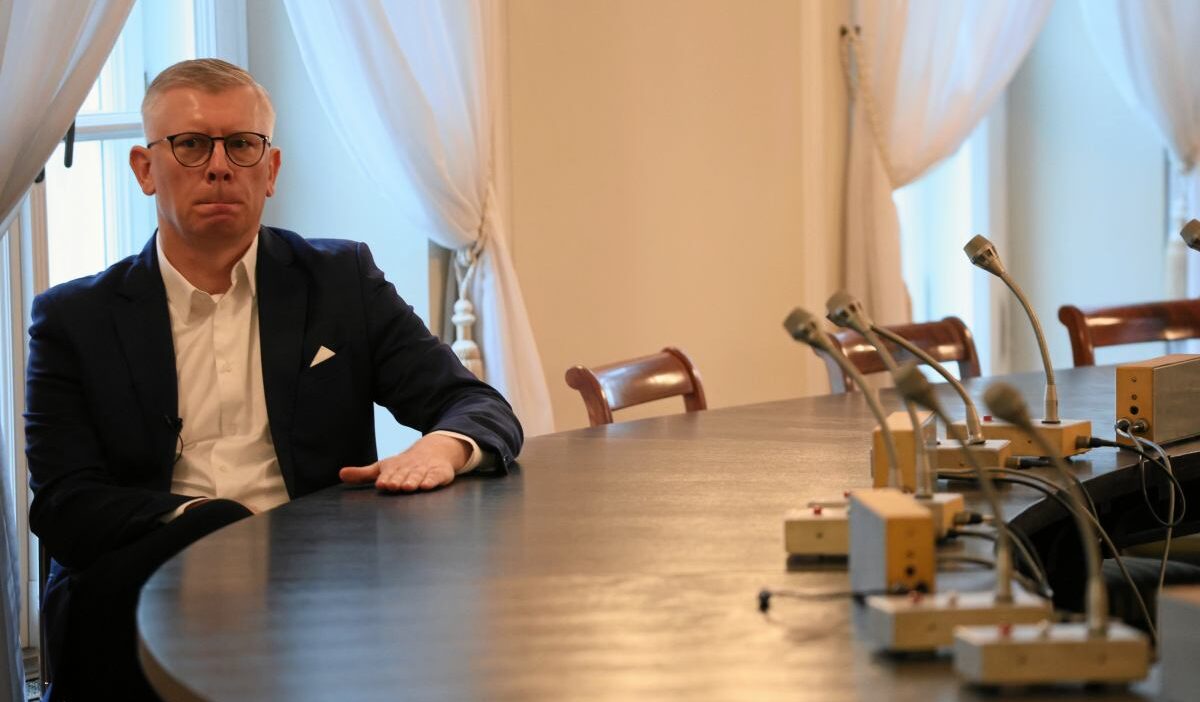 Polonya yuksek i dari mahkemesi bbn baskani cenckiewicz in guvenlik yetkisi i ptalini degerlendiren kararlari onadi 62730