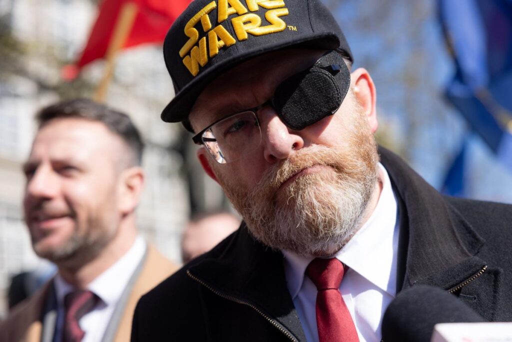 polonyali avrupa parlamentosu uyesi braun a karsi tutuklama talebi 64139