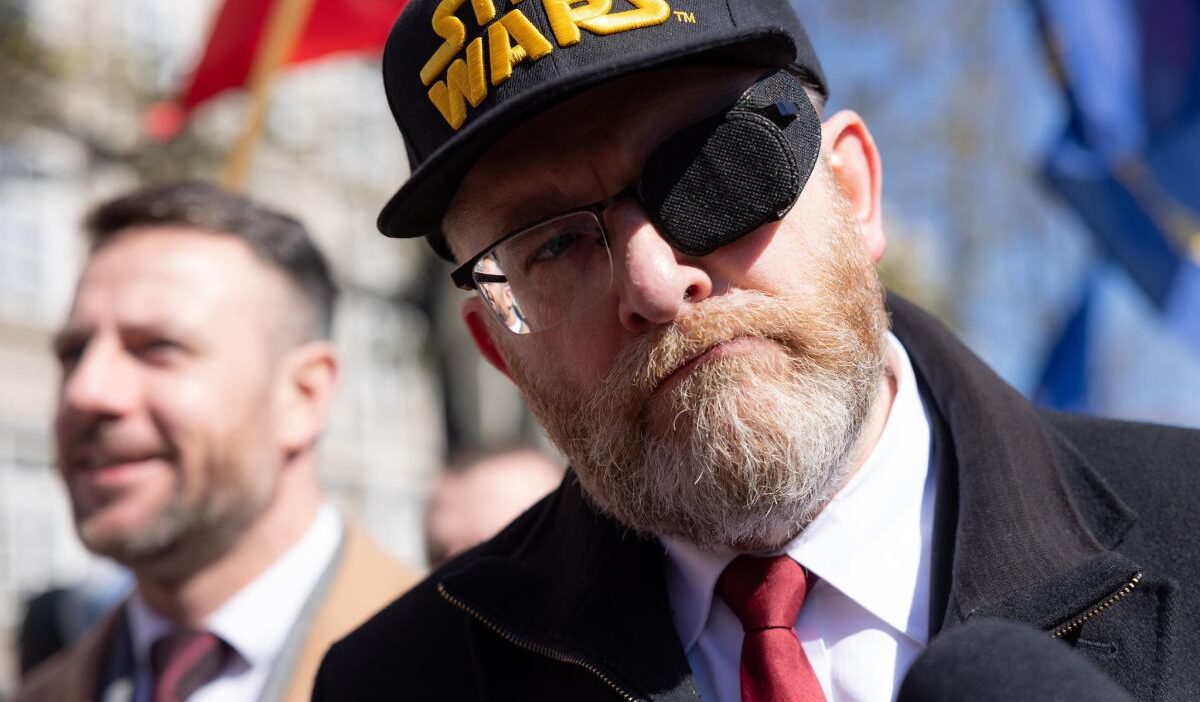 Polonyali avrupa parlamentosu uyesi braun a karsi tutuklama talebi 64139