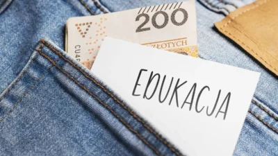 Polonyali egitimci broniarz ogretmenlik meslegi finansman eksikligi ve artan baskilarla cokusun esiginde 60937