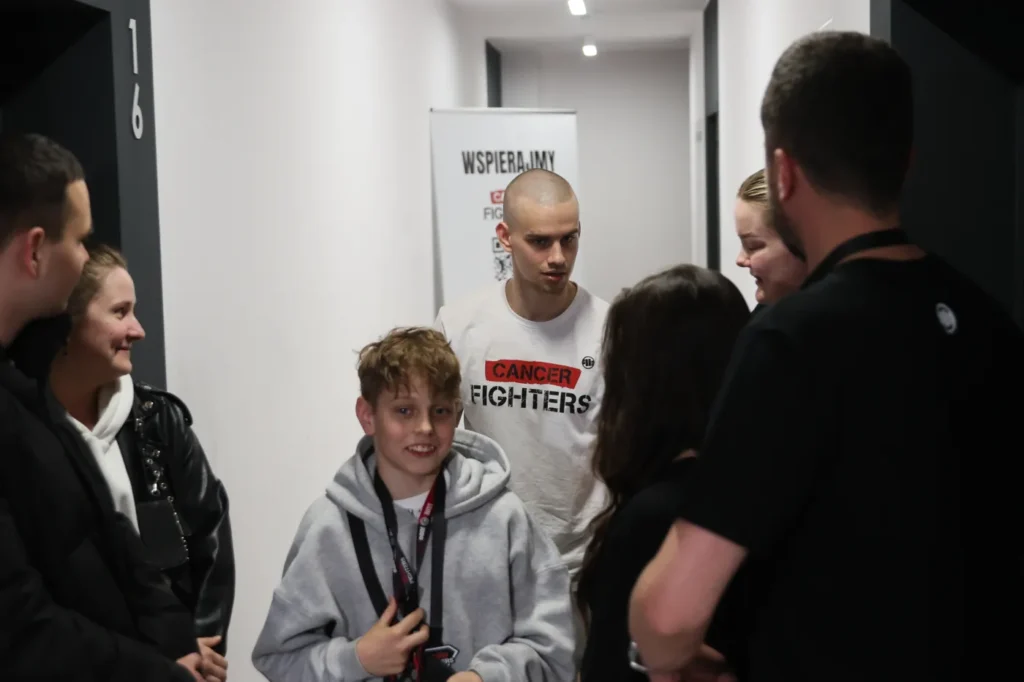 polonyali influencer atwogang kanserle mucadele i cin 250 milyon z oty topladi 66956