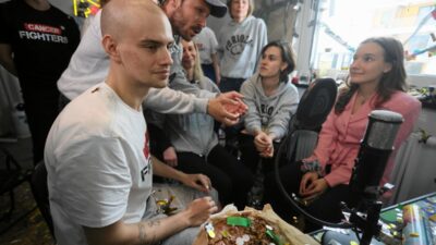 Polonyali influencer in kampanyasiyla cocuk kanserine karsi rekor yardim toplandi 66605