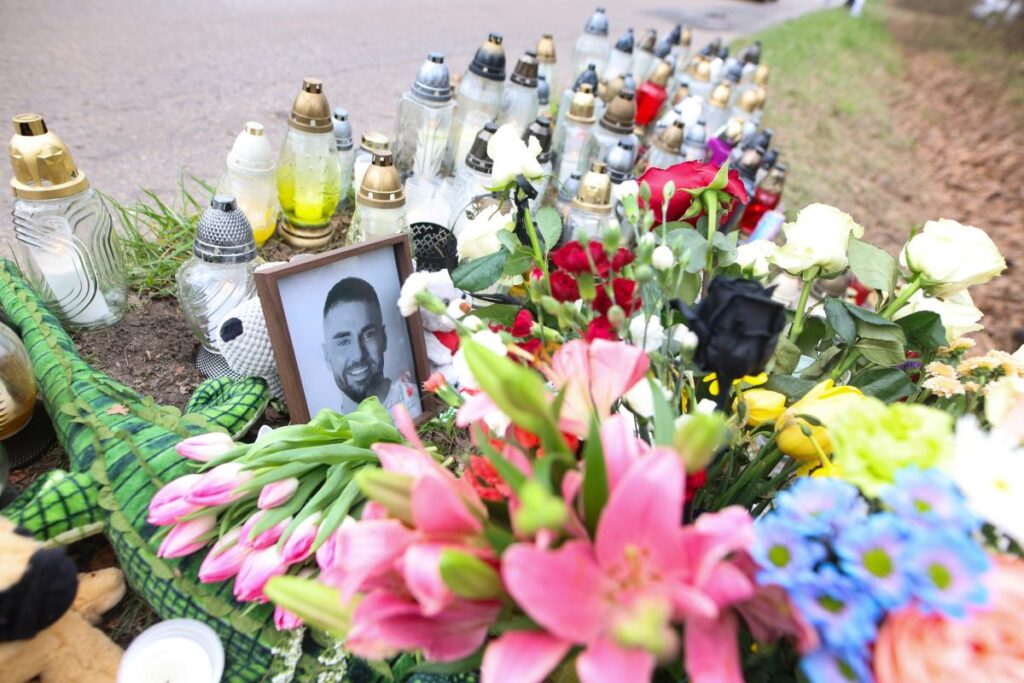 polonyali milletvekili litewka nin olumune neden olan surucuye tutuklama talebi 66179