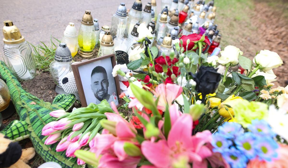 Polonyali milletvekili litewka nin olumune neden olan surucuye tutuklama talebi 66179