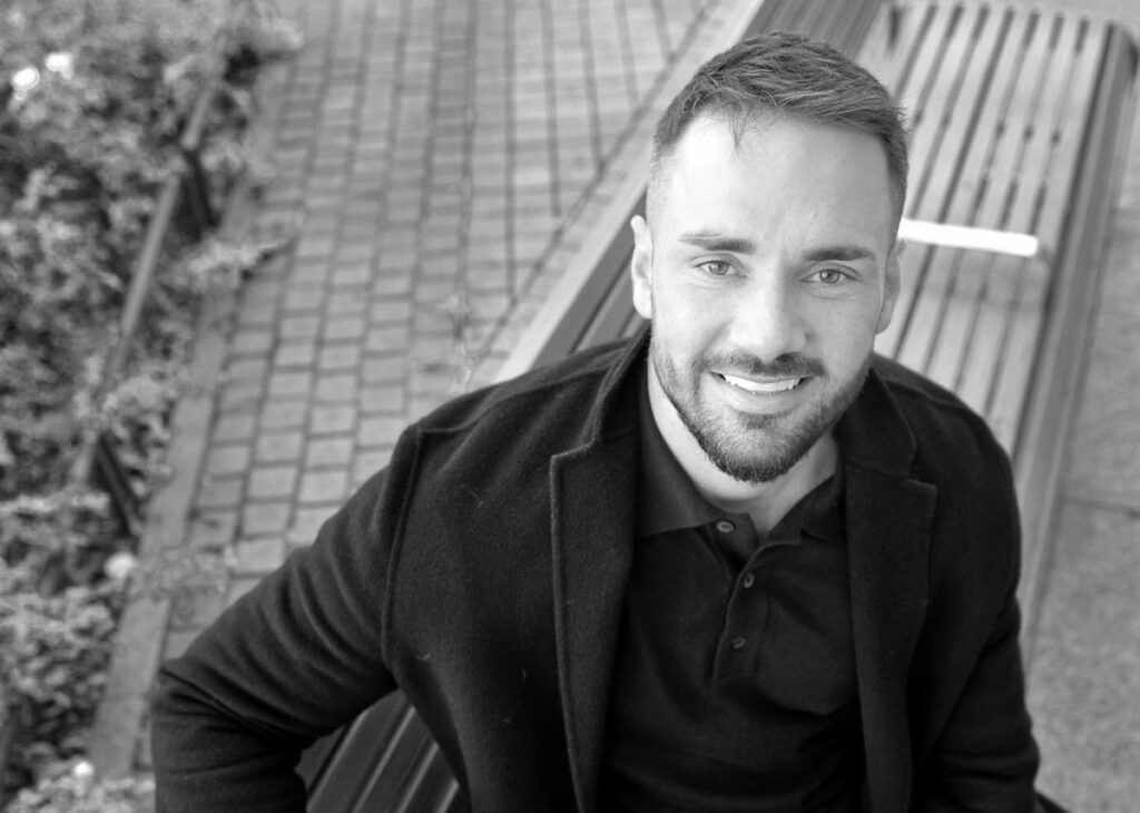 polonyali milletvekili ukasz litewka bisiklet kazasinda hayatini kaybetti 66068