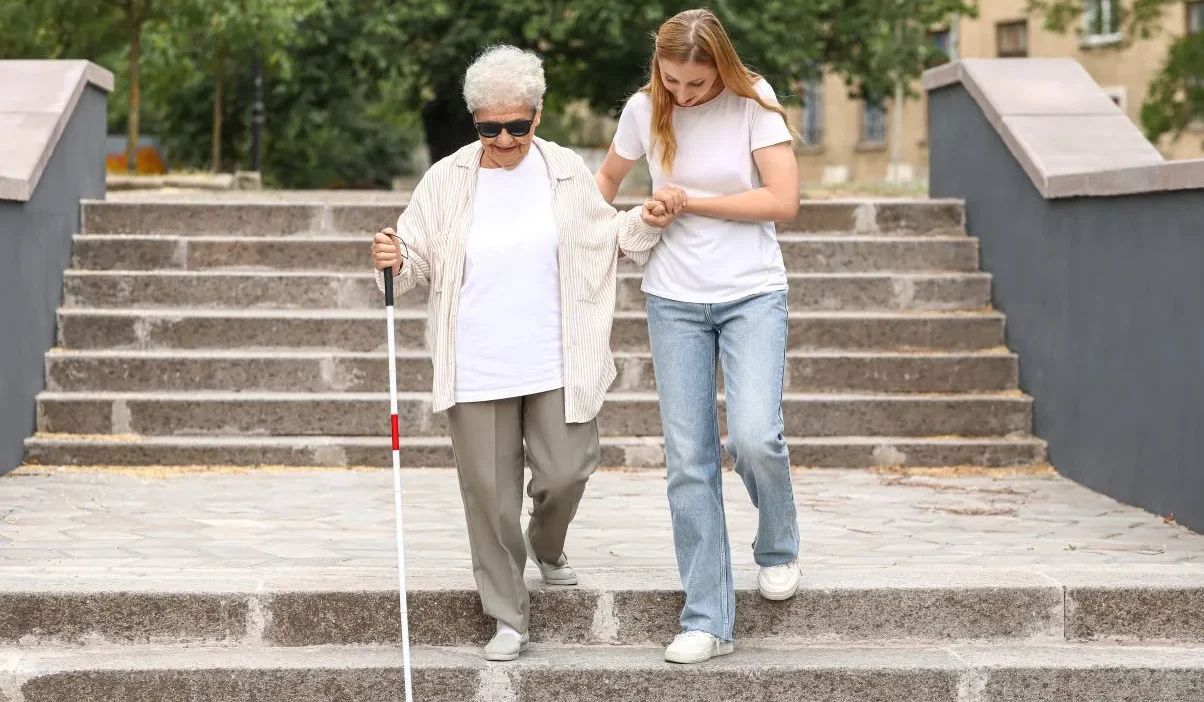 Polonyali muhendislerden gorme engelliler i cin yon bulma pusulasi 67589
