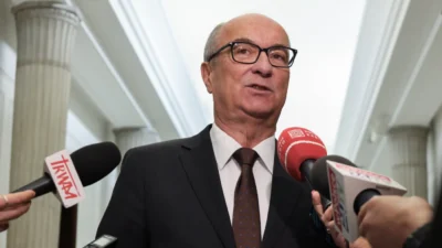 Polonyali parlamento baskani czarzasty cumhurbaskani nawrocki kripto varliklar yasasi ni veto ederek vatandaslarin kayiplarindan sorumlu 65420