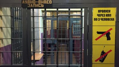 Polonyali vatandas ukrayna daki catismalara katilmakla suclaniyor ve lugansk ta cezalandirildi 62694